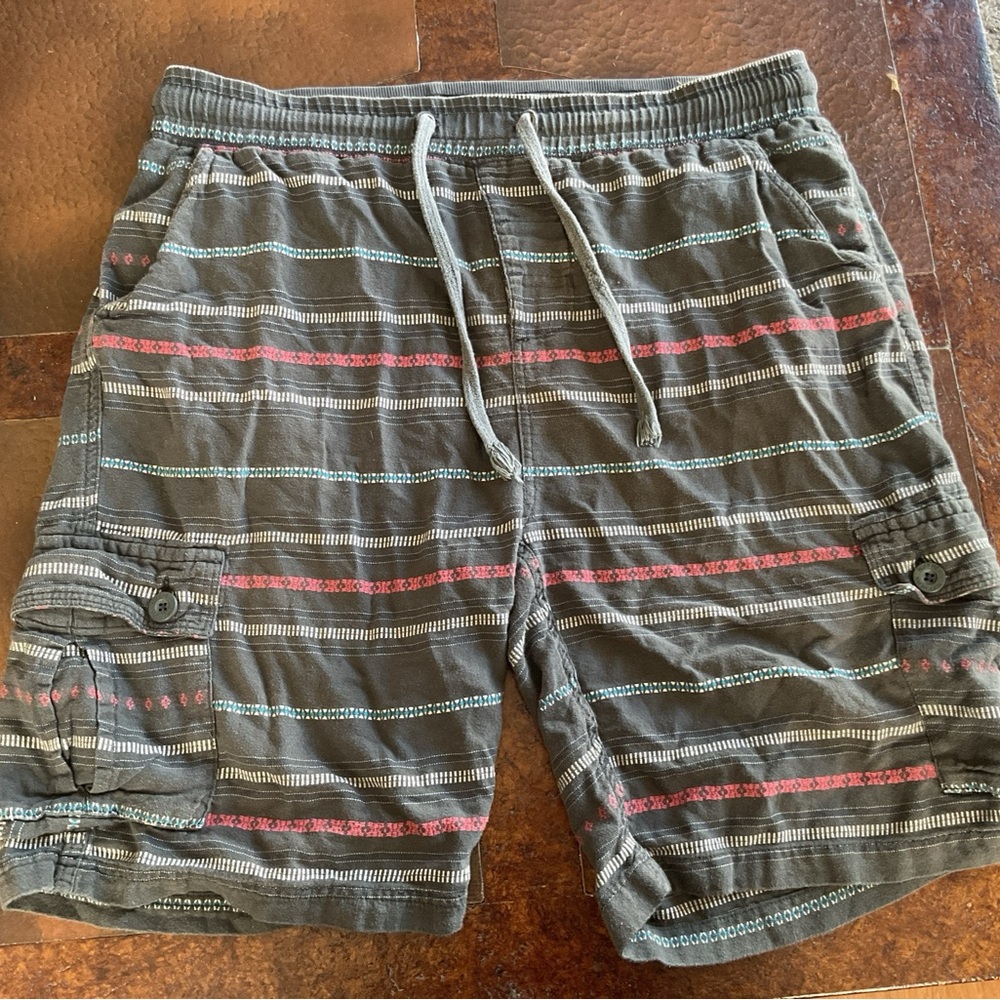 Ruff Hewn Men's Striped Cargo Shorts - Gray and Red